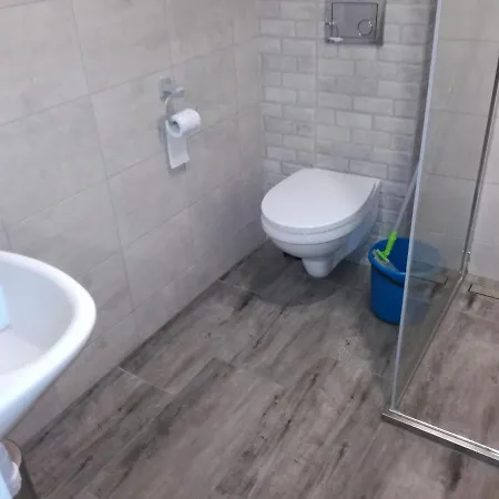 Semesterbostad Letniskowy Ada, Gabrysia, Alan Wielen-oslonin, 300 Metrow Od Plazy